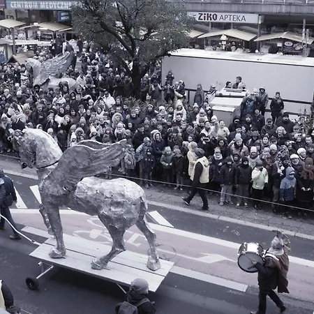 Z Widokiem Na Swiety Marcin * Posen